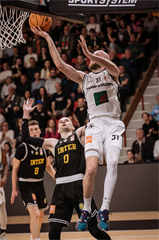 3. štvrťfinále Niké SBL: BC Prievidza - Inter Bratislava 79:69 (foto: Vladimír Králik)	