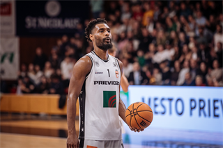 3. štvrťfinále Niké SBL: BC Prievidza - Inter Bratislava 79:69 (foto: Vladimír Králik)	