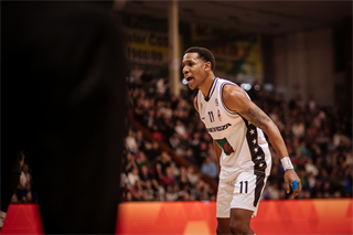 3. štvrťfinále Niké SBL: BC Prievidza - Inter Bratislava 79:69 (foto: Vladimír Králik)	