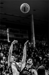 3. štvrťfinále Niké SBL: BC Prievidza - Inter Bratislava 79:69 (foto: Vladimír Králik)	