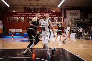 3. štvrťfinále Niké SBL: BC Prievidza - Inter Bratislava 79:69 (foto: Vladimír Králik)	