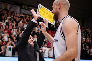 3. štvrťfinále Niké SBL: BC Prievidza - Inter Bratislava 79:69 (foto: Vladimír Králik)	