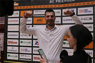 5. zápas štvrťfinále Niké SBL: BC Prievidza - Inter Bratislava 79:78 (foto: Ladislav Szibilla)	
