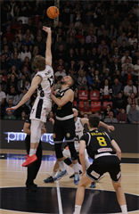 5. zápas štvrťfinále Niké SBL: BC Prievidza - Inter Bratislava 79:78 (foto: Ladislav Szibilla)	