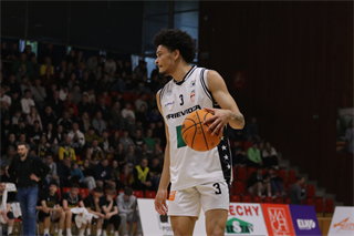 5. zápas štvrťfinále Niké SBL: BC Prievidza - Inter Bratislava 79:78 (foto: Ladislav Szibilla)	