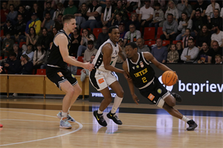 5. zápas štvrťfinále Niké SBL: BC Prievidza - Inter Bratislava 79:78 (foto: Ladislav Szibilla)	