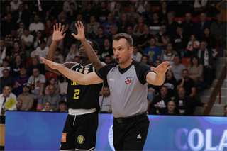 5. zápas štvrťfinále Niké SBL: BC Prievidza - Inter Bratislava 79:78 (foto: Ladislav Szibilla)	