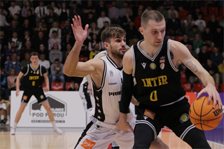 5. zápas štvrťfinále Niké SBL: BC Prievidza - Inter Bratislava 79:78 (foto: Ladislav Szibilla)	