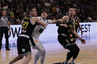 5. zápas štvrťfinále Niké SBL: BC Prievidza - Inter Bratislava 79:78 (foto: Ladislav Szibilla)	