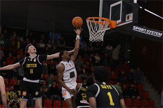 5. zápas štvrťfinále Niké SBL: BC Prievidza - Inter Bratislava 79:78 (foto: Ladislav Szibilla)	