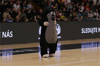 5. zápas štvrťfinále Niké SBL: BC Prievidza - Inter Bratislava 79:78 (foto: Ladislav Szibilla)	