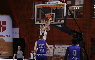 1. zápas semifinále Niké SBL: BC Prievidza - Spišskí Rytieri 81:83 (foto: Ladislav Szibilla)	