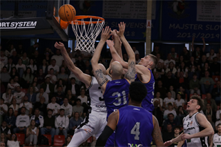 1. zápas semifinále Niké SBL: BC Prievidza - Spišskí Rytieri 81:83 (foto: Ladislav Szibilla)	