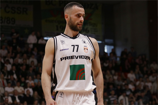 1. zápas semifinále Niké SBL: BC Prievidza - Spišskí Rytieri 81:83 (foto: Ladislav Szibilla)	