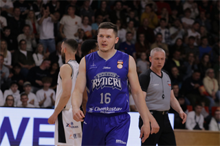 1. zápas semifinále Niké SBL: BC Prievidza - Spišskí Rytieri 81:83 (foto: Ladislav Szibilla)	