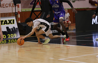 1. zápas semifinále Niké SBL: BC Prievidza - Spišskí Rytieri 81:83 (foto: Ladislav Szibilla)	