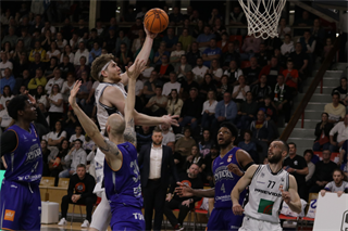 1. zápas semifinále Niké SBL: BC Prievidza - Spišskí Rytieri 81:83 (foto: Ladislav Szibilla)	