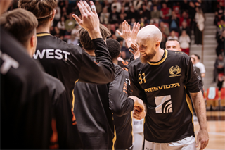 1. semifinále Niké SBL: BC Prievidza - Spišskí Rytieri 81:83 (foto: Vladimír Králik)	