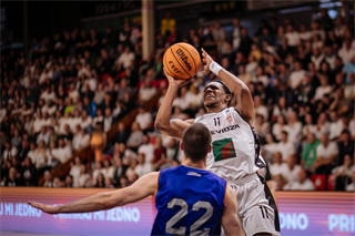 1. semifinále Niké SBL: BC Prievidza - Spišskí Rytieri 81:83 (foto: Vladimír Králik)	