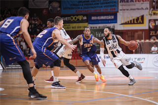 BC Prievidza -BK 04 AC LB Spišská Nová Ves 71:82 (foto: Vladimír Králik)