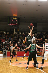 BC Prievidza– MBK Handlová 97:68 (foto: Ladislav Szibilla)
