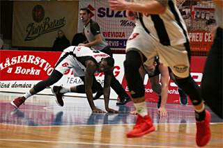 BC Prievidza– MBK Handlová 97:68 (foto: Ladislav Szibilla)