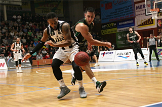 BC Prievidza– MBK Handlová 97:68 (foto: Ladislav Szibilla)
