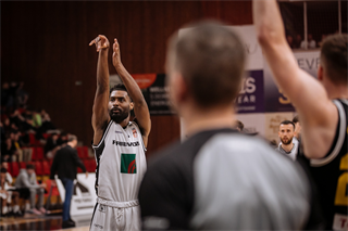 5. zápas štvrťfinále Niké SBL: BC Prievidza - Inter Bratislava 79:78 (foto: Vladimír Králik)	