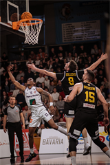 5. zápas štvrťfinále Niké SBL: BC Prievidza - Inter Bratislava 79:78 (foto: Vladimír Králik)	