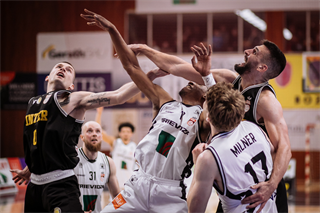 5. zápas štvrťfinále Niké SBL: BC Prievidza - Inter Bratislava 79:78 (foto: Vladimír Králik)	