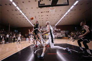 5. zápas štvrťfinále Niké SBL: BC Prievidza - Inter Bratislava 79:78 (foto: Vladimír Králik)	