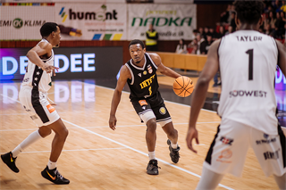 5. zápas štvrťfinále Niké SBL: BC Prievidza - Inter Bratislava 79:78 (foto: Vladimír Králik)	