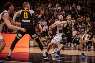 5. zápas štvrťfinále Niké SBL: BC Prievidza - Inter Bratislava 79:78 (foto: Vladimír Králik)	
