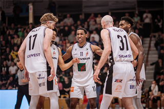 5. zápas štvrťfinále Niké SBL: BC Prievidza - Inter Bratislava 79:78 (foto: Vladimír Králik)	