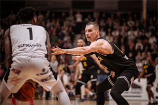 5. zápas štvrťfinále Niké SBL: BC Prievidza - Inter Bratislava 79:78 (foto: Vladimír Králik)	