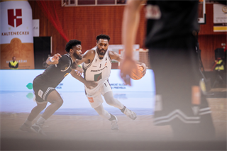 5. zápas štvrťfinále Niké SBL: BC Prievidza - Inter Bratislava 79:78 (foto: Vladimír Králik)	