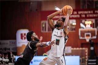 5. zápas štvrťfinále Niké SBL: BC Prievidza - Inter Bratislava 79:78 (foto: Vladimír Králik)	