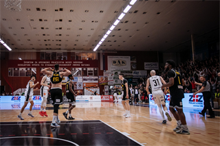 5. zápas štvrťfinále Niké SBL: BC Prievidza - Inter Bratislava 79:78 (foto: Vladimír Králik)	
