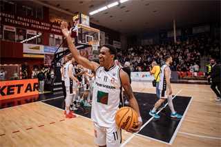 5. zápas štvrťfinále Niké SBL: BC Prievidza - Inter Bratislava 79:78 (foto: Vladimír Králik)	