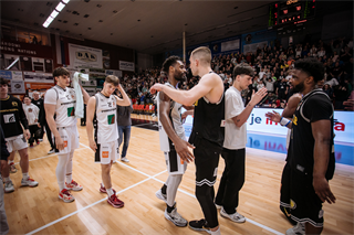 5. zápas štvrťfinále Niké SBL: BC Prievidza - Inter Bratislava 79:78 (foto: Vladimír Králik)	