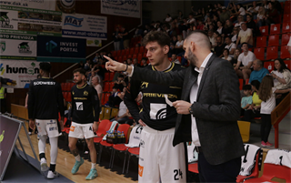 3. zápas semifinále Niké SBL: BC Prievidza - Spišskí Rytieri 102:89 (foto: Ladislav Szibilla)	