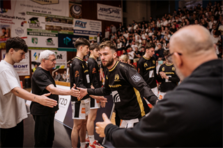 3. semifinále Niké SBL: BC Prievidza - Spišskí Rytieri 102:89 (foto: Vladimír Králik)	