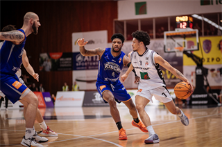 3. semifinále Niké SBL: BC Prievidza - Spišskí Rytieri 102:89 (foto: Vladimír Králik)	