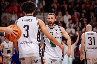 3. semifinále Niké SBL: BC Prievidza - Spišskí Rytieri 102:89 (foto: Vladimír Králik)	