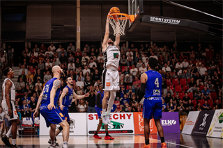 3. semifinále Niké SBL: BC Prievidza - Spišskí Rytieri 102:89 (foto: Vladimír Králik)	