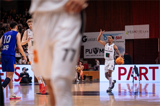 3. semifinále Niké SBL: BC Prievidza - Spišskí Rytieri 102:89 (foto: Vladimír Králik)	