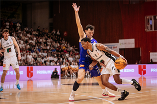 3. semifinále Niké SBL: BC Prievidza - Spišskí Rytieri 102:89 (foto: Vladimír Králik)	