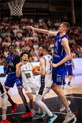 3. semifinále Niké SBL: BC Prievidza - Spišskí Rytieri 102:89 (foto: Vladimír Králik)	