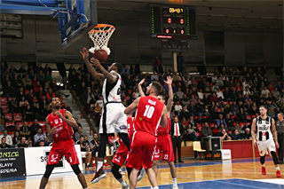 BC Prievidza- MBK Rieker Com-Therm Komárno 86:62 (foto: Ladislav Szibilla)