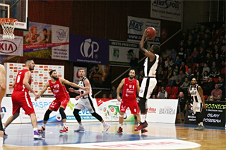 BC Prievidza- MBK Rieker Com-Therm Komárno 86:62 (foto: Ladislav Szibilla)